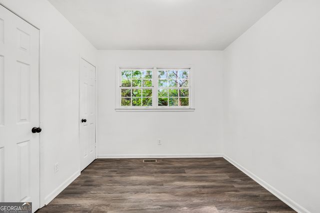 11 Dew Place, Forsyth, GA 31029