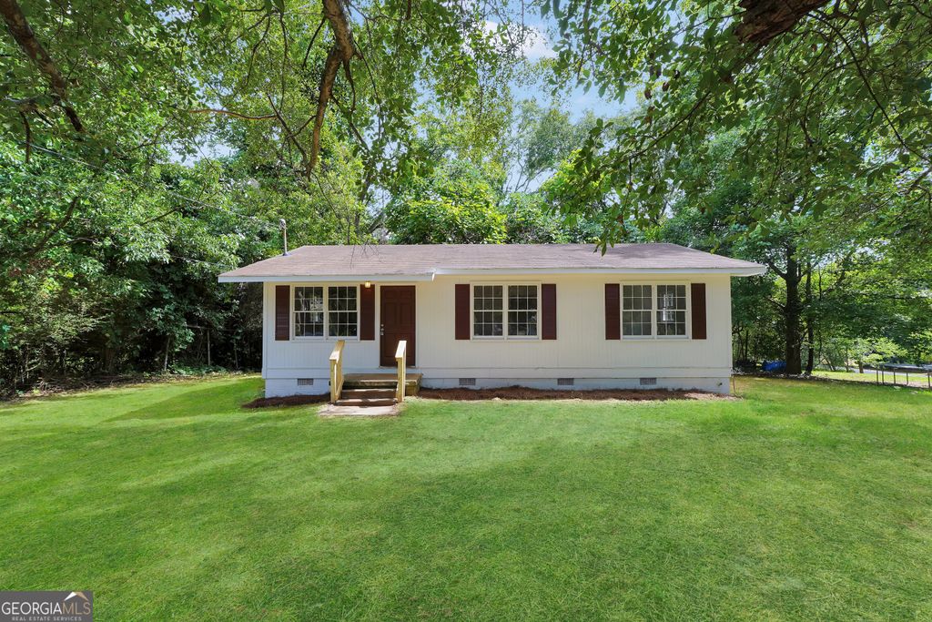 11 Dew Place, Forsyth, GA 31029