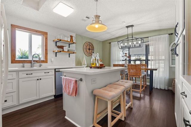 131 CENTER CREST BOULEVARD, Davenport, FL 33837