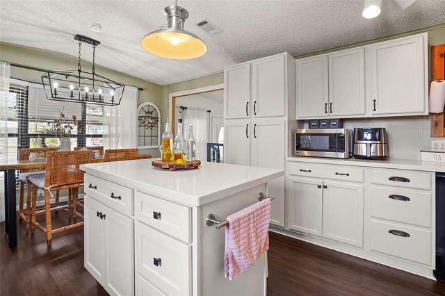 131 CENTER CREST BOULEVARD, Davenport, FL 33837