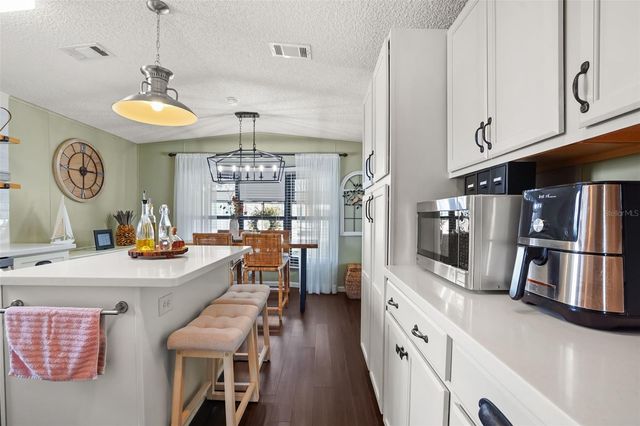 131 CENTER CREST BOULEVARD, Davenport, FL 33837