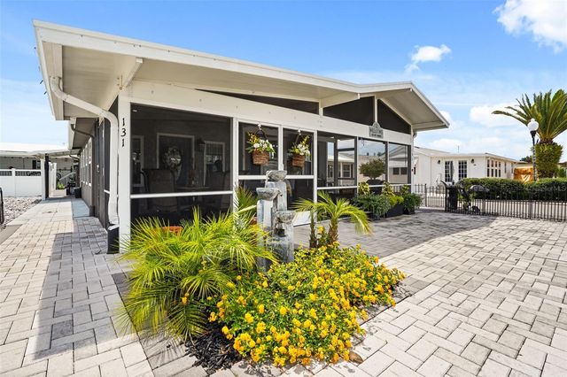 131 CENTER CREST BOULEVARD, Davenport, FL 33837