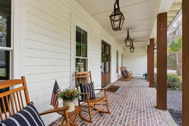 4085 Seabiscuit Lane, Awendaw, SC 29429