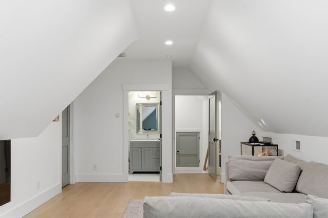 4085 Seabiscuit Lane, Awendaw, SC 29429