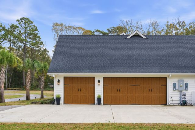 4085 Seabiscuit Lane, Awendaw, SC 29429