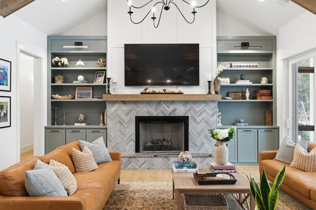 4085 Seabiscuit Lane, Awendaw, SC 29429