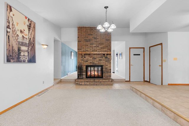 1313 SORRENTO DRIVE, Green Bay, WI 54304