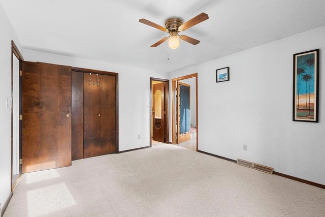 1313 SORRENTO DRIVE, Green Bay, WI 54304