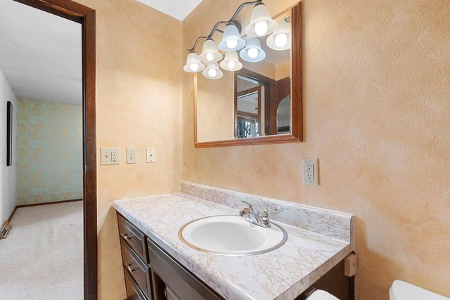 1313 SORRENTO DRIVE, Green Bay, WI 54304