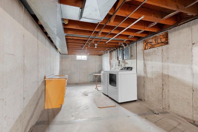 1313 SORRENTO DRIVE, Green Bay, WI 54304