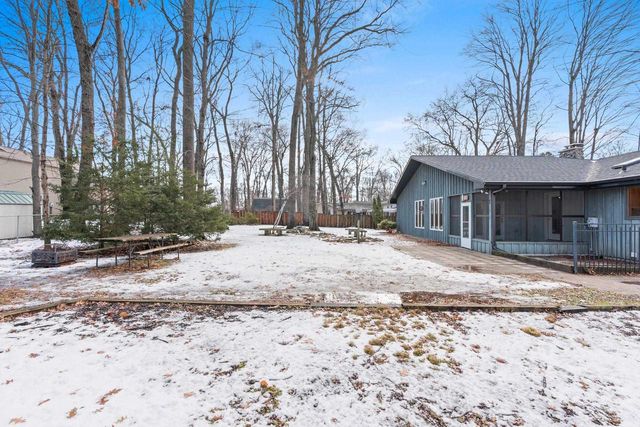 1313 SORRENTO DRIVE, Green Bay, WI 54304