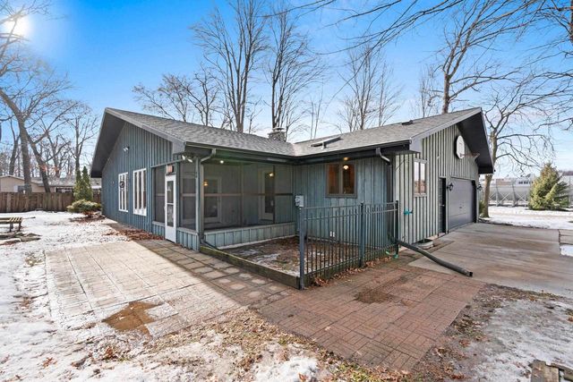 1313 SORRENTO DRIVE, Green Bay, WI 54304