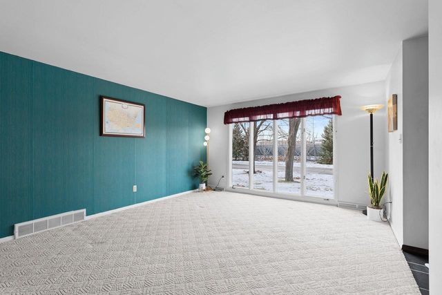 1313 SORRENTO DRIVE, Green Bay, WI 54304