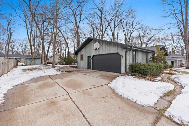 1313 SORRENTO DRIVE, Green Bay, WI 54304