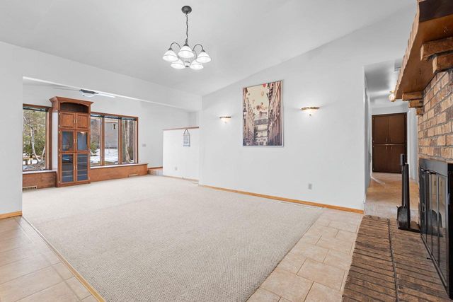 1313 SORRENTO DRIVE, Green Bay, WI 54304