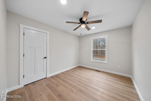 6226 Osage Rd, Crossville, TN 38572