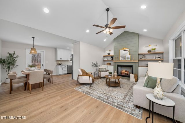 6226 Osage Rd, Crossville, TN 38572