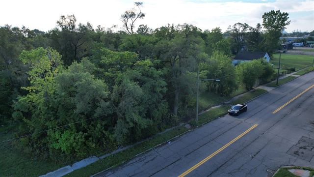 17280 Dequindre Street, Detroit, MI 48212