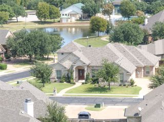 1100 Wessex Drive, Woodway, TX 76712