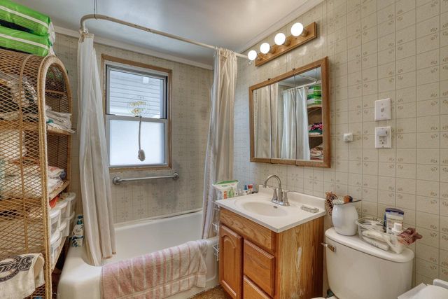 1251 S 30th STREET, Milwaukee, WI 53215