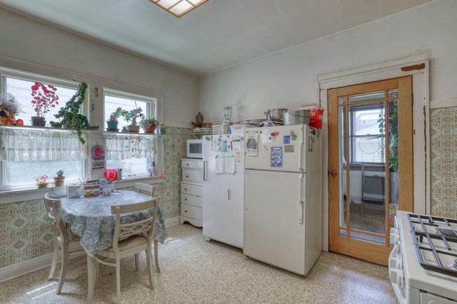 1251 S 30th STREET, Milwaukee, WI 53215