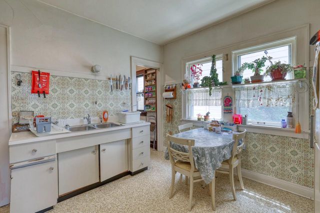 1251 S 30th STREET, Milwaukee, WI 53215