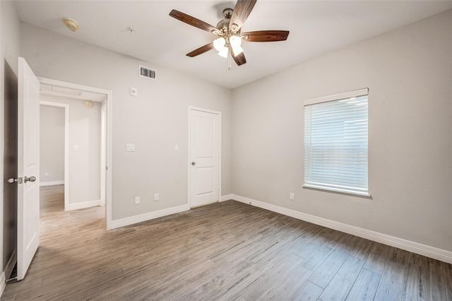 72 Burress Street 1, Houston, TX 77022