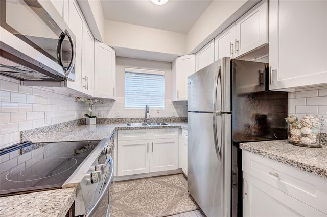 72 Burress Street 1, Houston, TX 77022