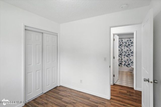2040 Minerva Way, Anchorage, AK 99515