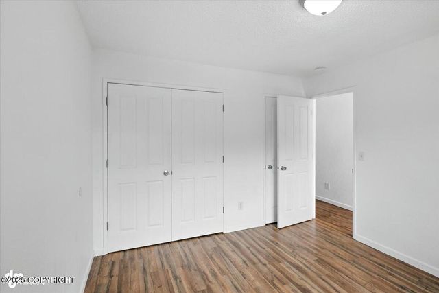 2040 Minerva Way, Anchorage, AK 99515