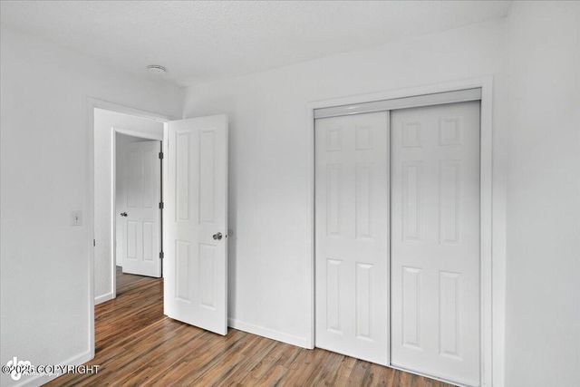 2040 Minerva Way, Anchorage, AK 99515