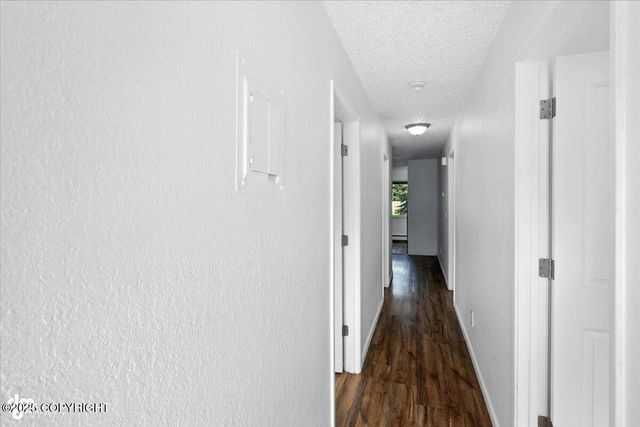 2040 Minerva Way, Anchorage, AK 99515