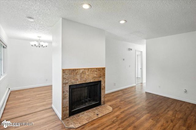 2040 Minerva Way, Anchorage, AK 99515