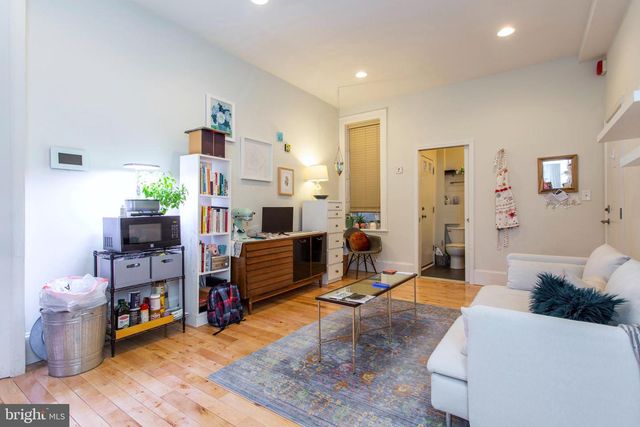 2020 LOCUST ST, Philadelphia, PA 19103