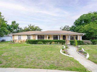 200 S MAIN AVENUE, Minneola, FL 34715