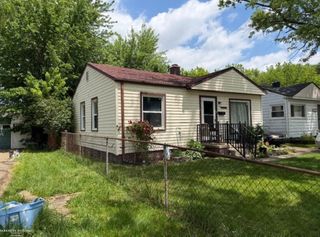 14267 hendricks Road, Warren, MI 48089