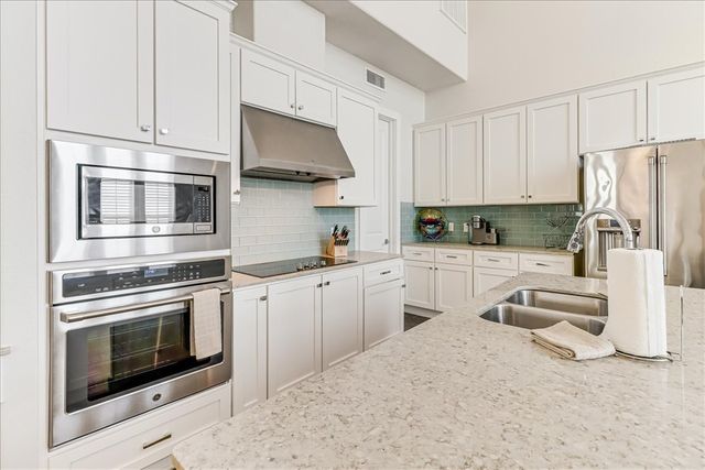 137 Palmilla Cir 303, Port Aransas, TX 78373