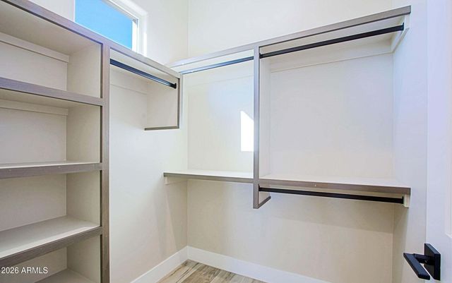 19 E DESERT HILLS Drive, Phoenix, AZ 85086