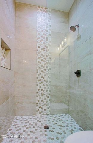 19 E DESERT HILLS Drive, Phoenix, AZ 85086