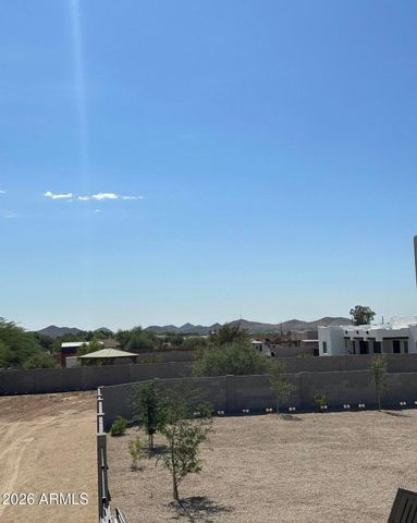 19 E DESERT HILLS Drive, Phoenix, AZ 85086