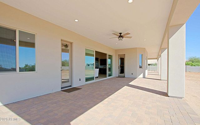 19 E DESERT HILLS Drive, Phoenix, AZ 85086