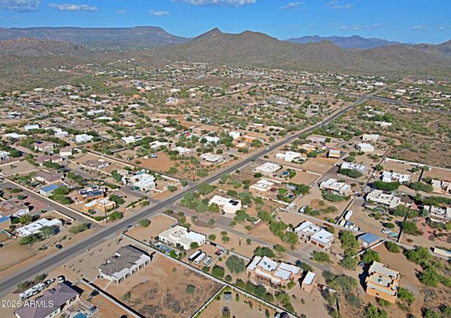 19 E DESERT HILLS Drive, Phoenix, AZ 85086