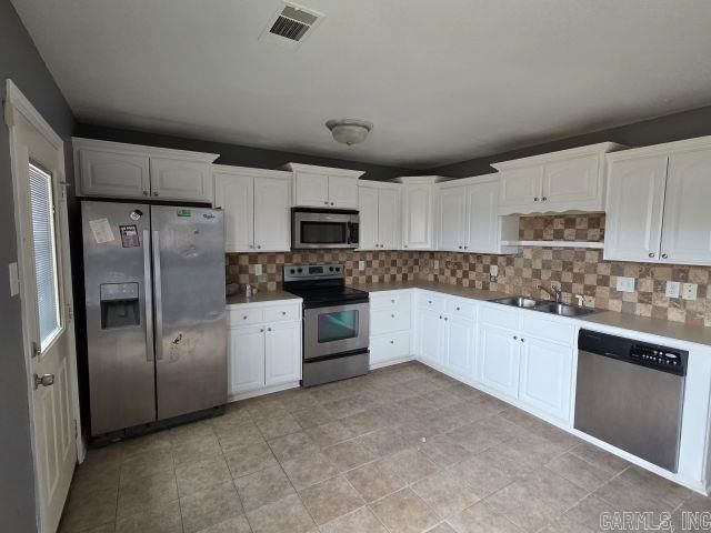 241 Plum Drive, Austin, AR 72007