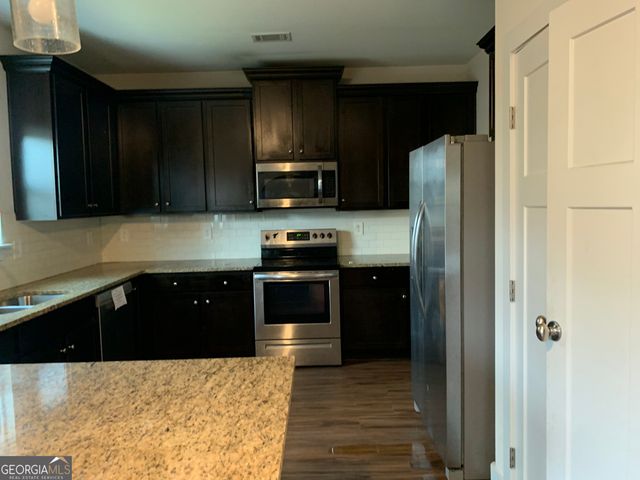 11092 Cornerstone Way, Hampton, GA 30228