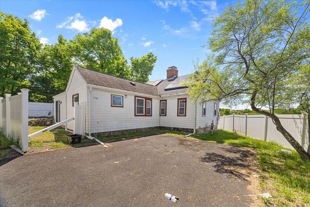 1716 Central Street, Stoughton, MA 02072