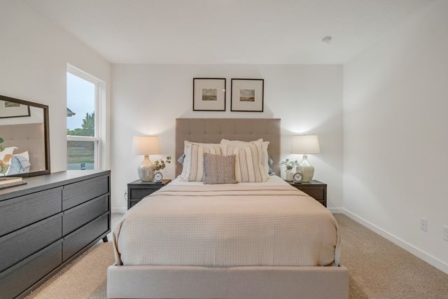 140 NW Rolling Circle, Waukee, IA 50263