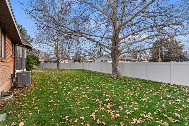 4501 S 1720 W, Roy, UT 84067