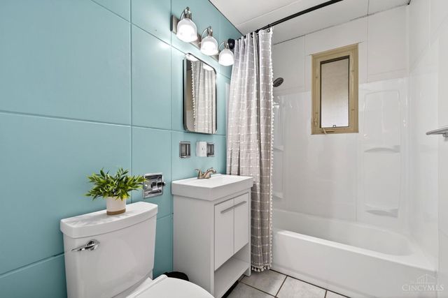 506 Aberdeen Drive, Middletown, OH 45042