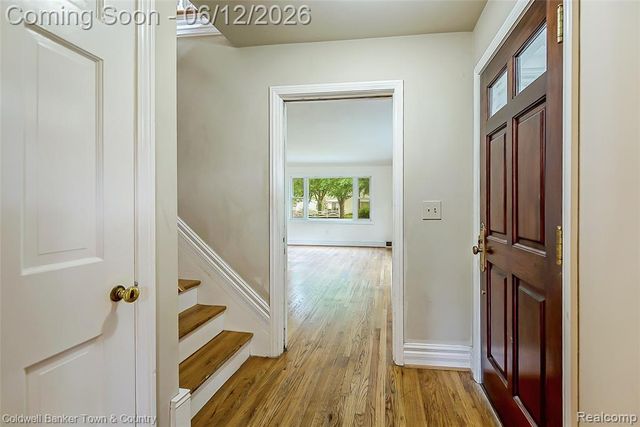 221 S Tompkins Street, Howell, MI 48843