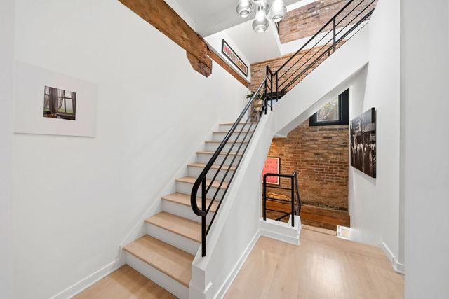 811 W Aldine Avenue 6S, Chicago, IL 60657